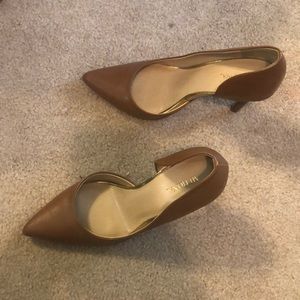 MERONA BROWN HEELS!